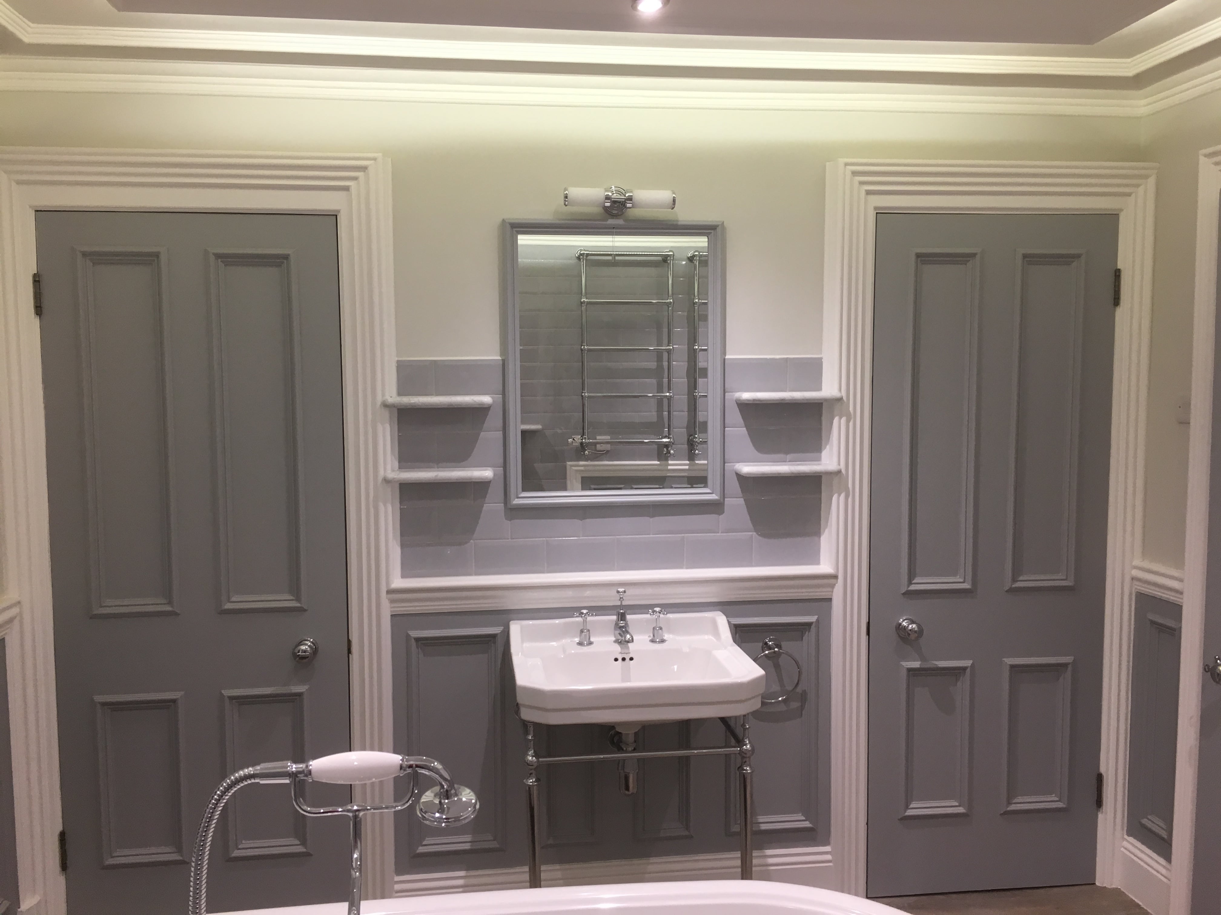 Harris bathroom photo compressed 